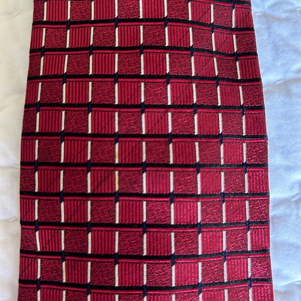 Meeting Street 100% Silk Mens Tie Necktie Red Black Cream Squares